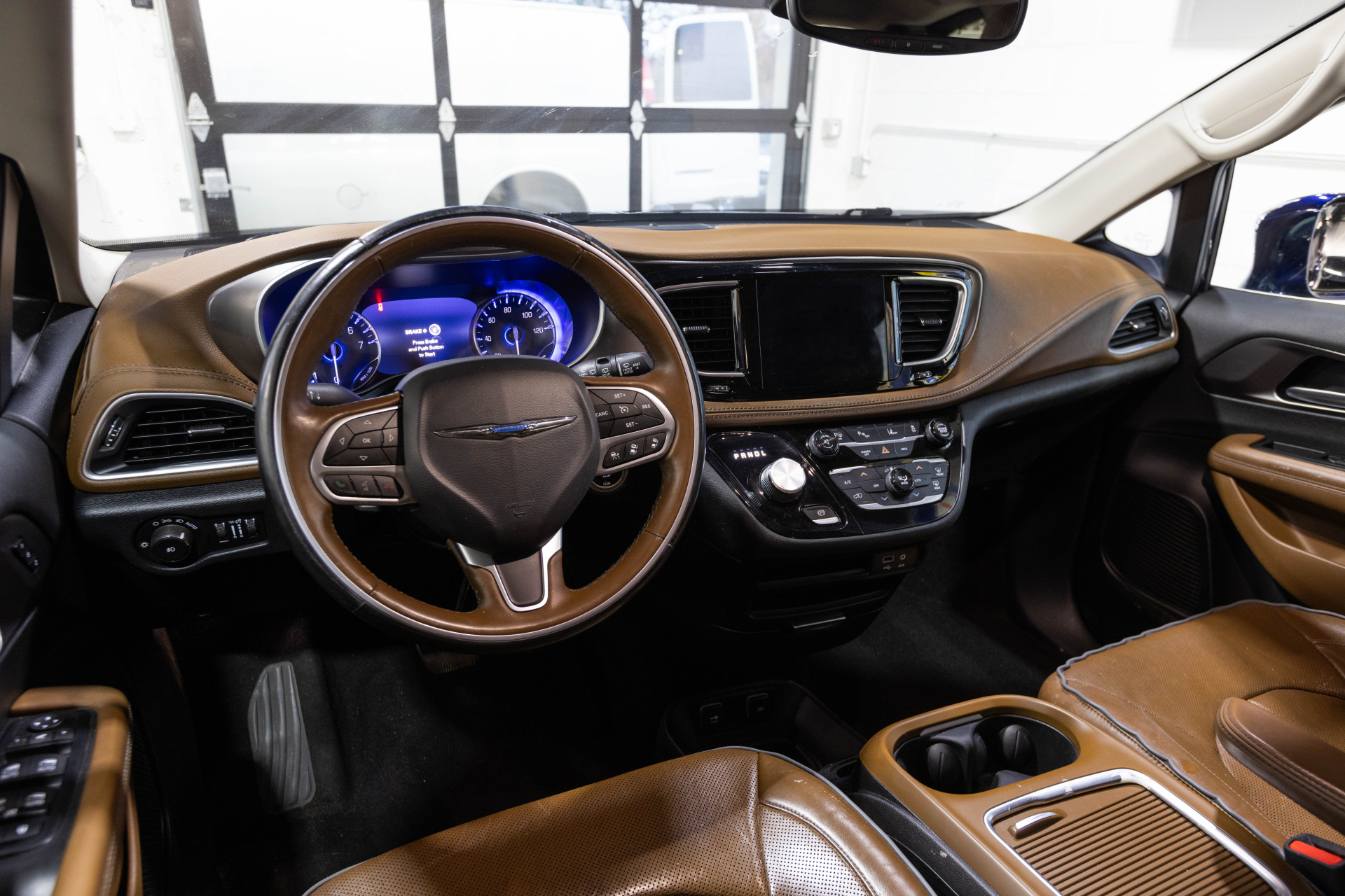 2017 CHRYSLER PACIFICA - Image 23