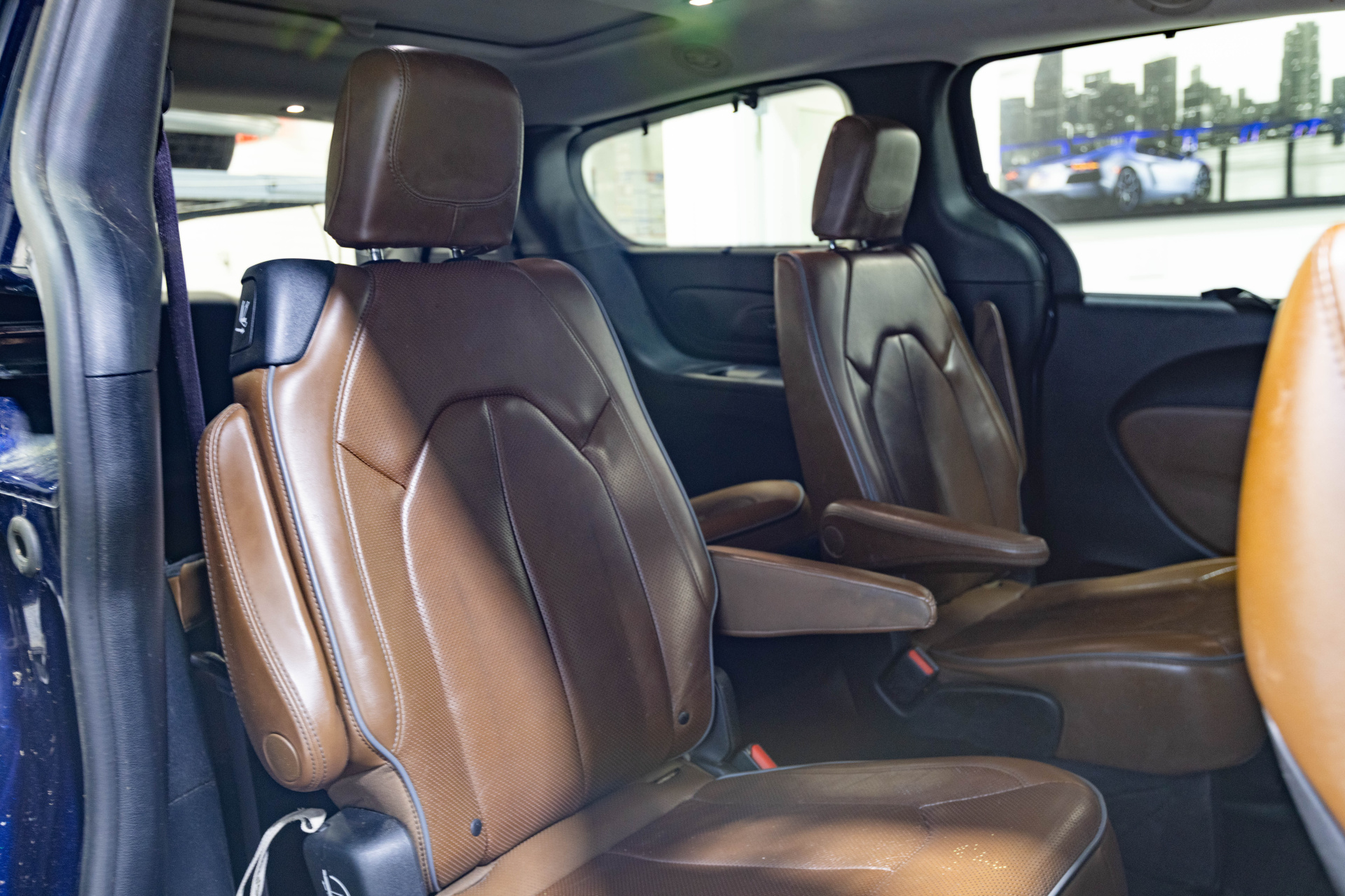 2017 CHRYSLER PACIFICA - Image 35