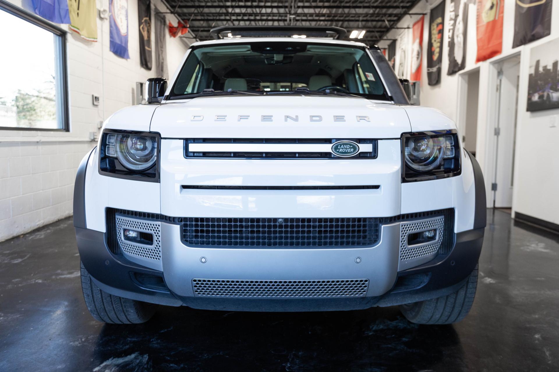 2022 LAND ROVER DEFENDER - Image 23