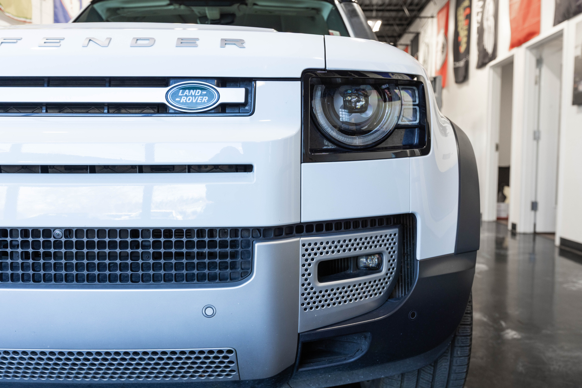 2022 LAND ROVER DEFENDER - Image 25