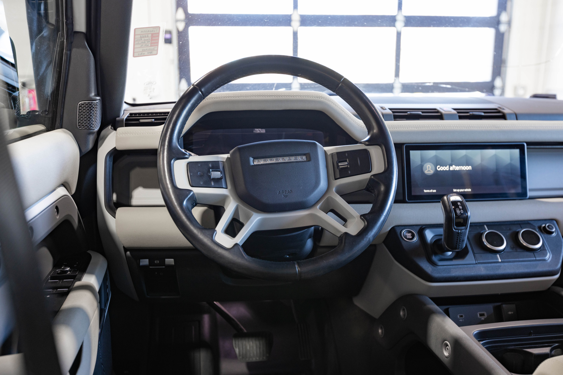 2022 LAND ROVER DEFENDER - Image 29