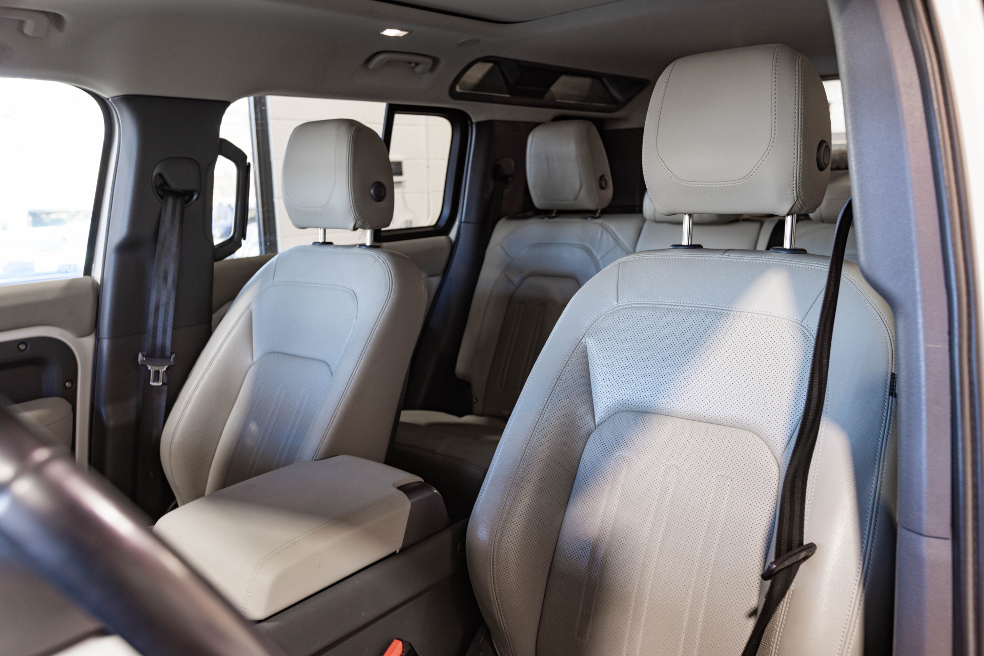 2022 LAND ROVER DEFENDER - Image 30