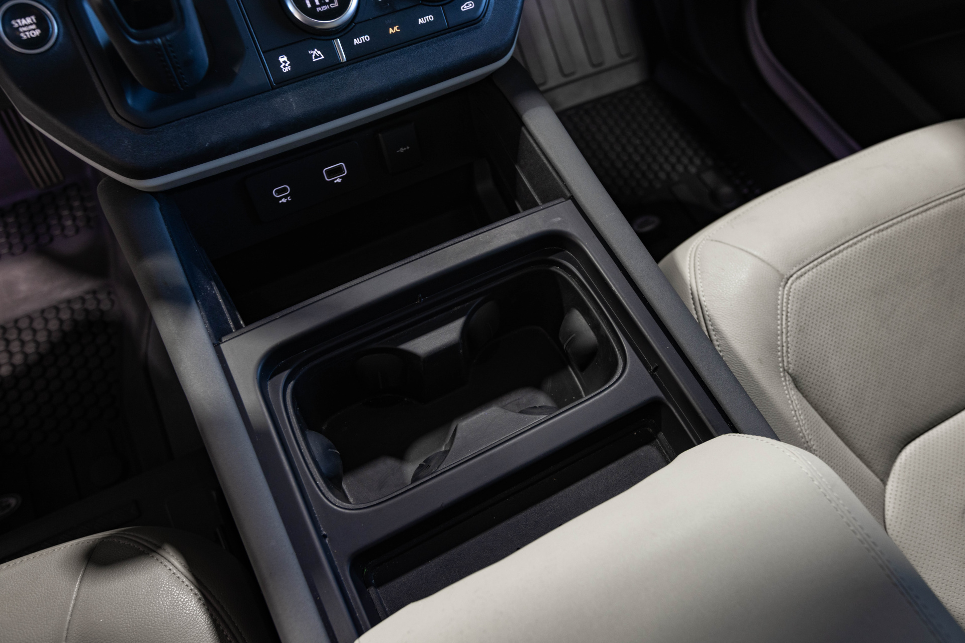 2022 LAND ROVER DEFENDER - Image 37