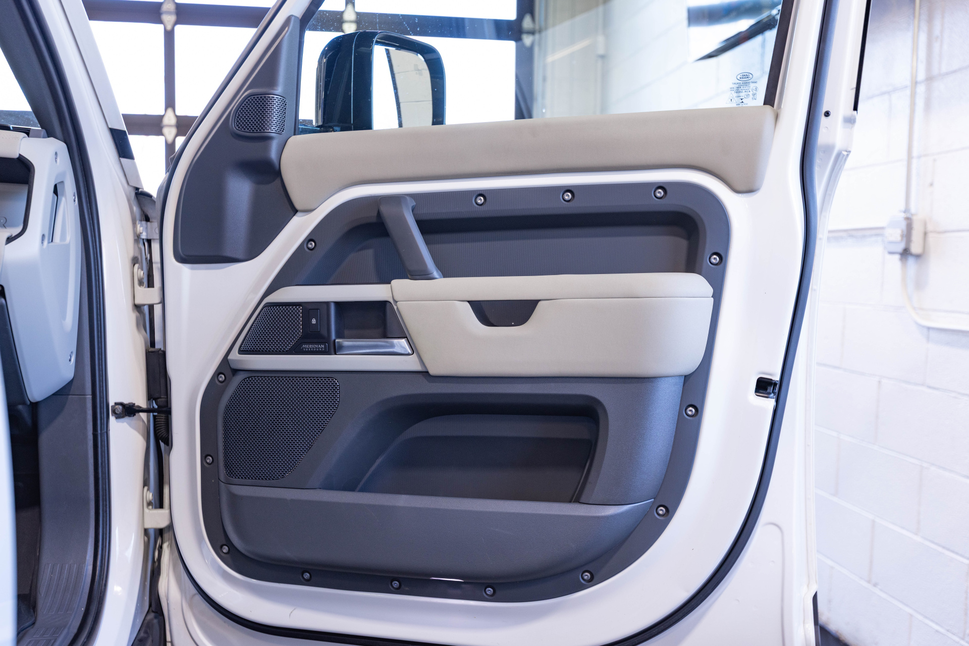 2022 LAND ROVER DEFENDER - Image 45