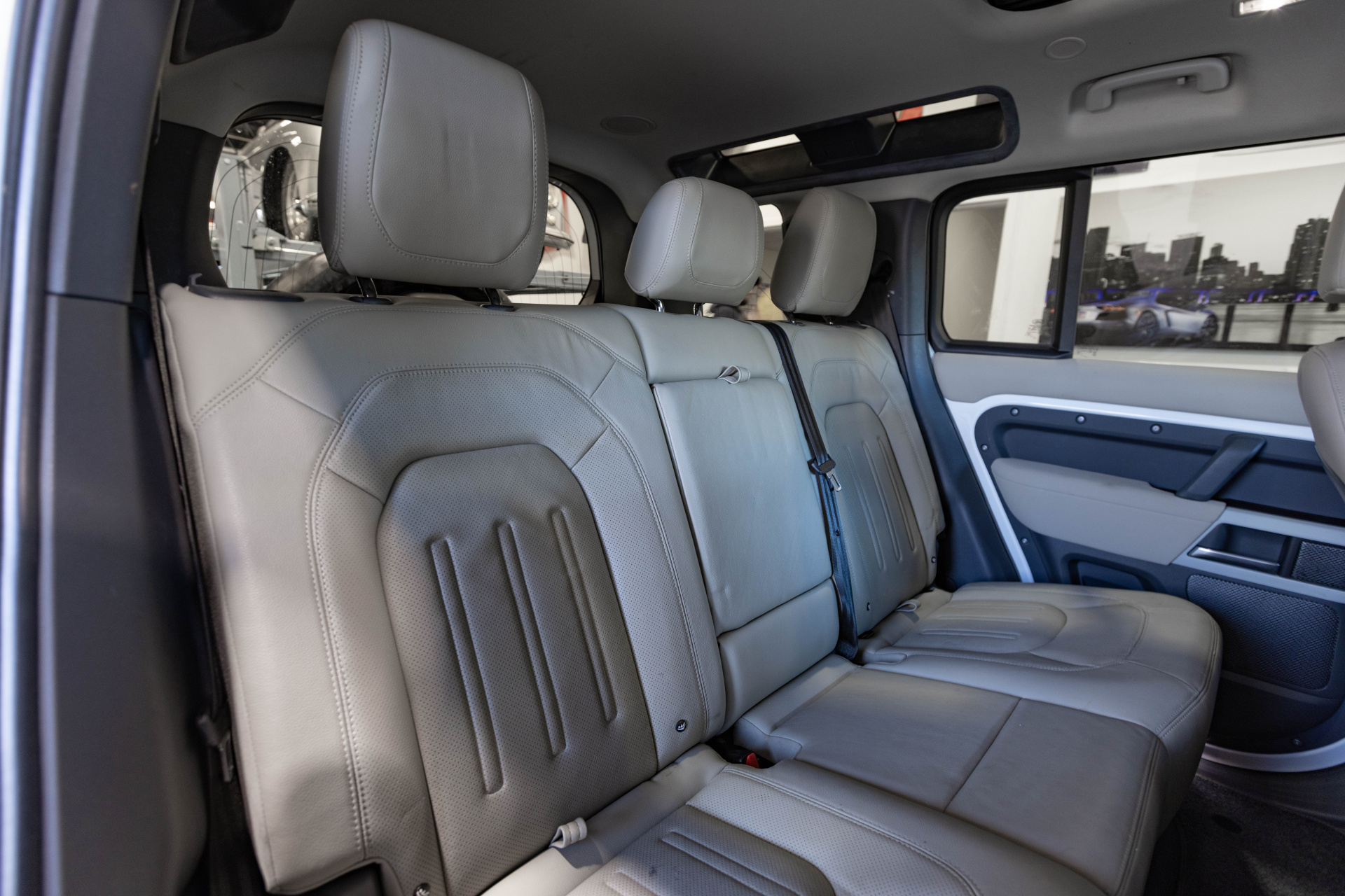 2022 LAND ROVER DEFENDER - Image 47