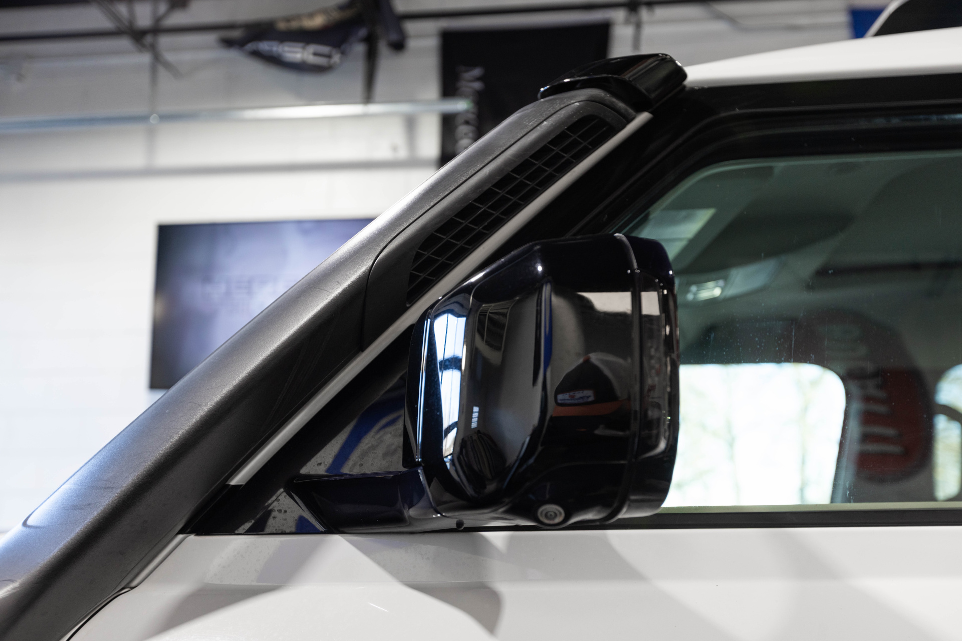 2022 LAND ROVER DEFENDER - Image 5