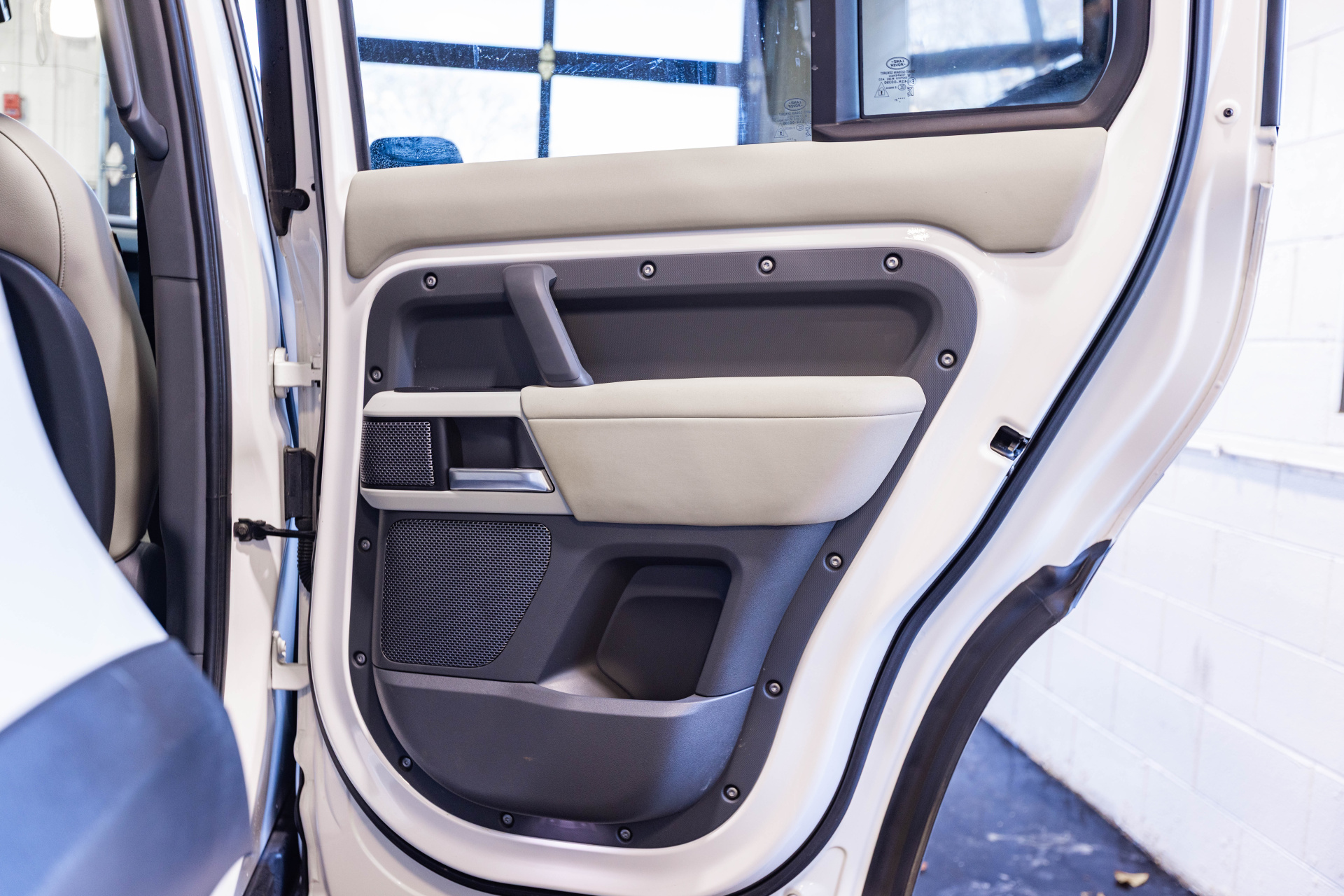 2022 LAND ROVER DEFENDER - Image 50