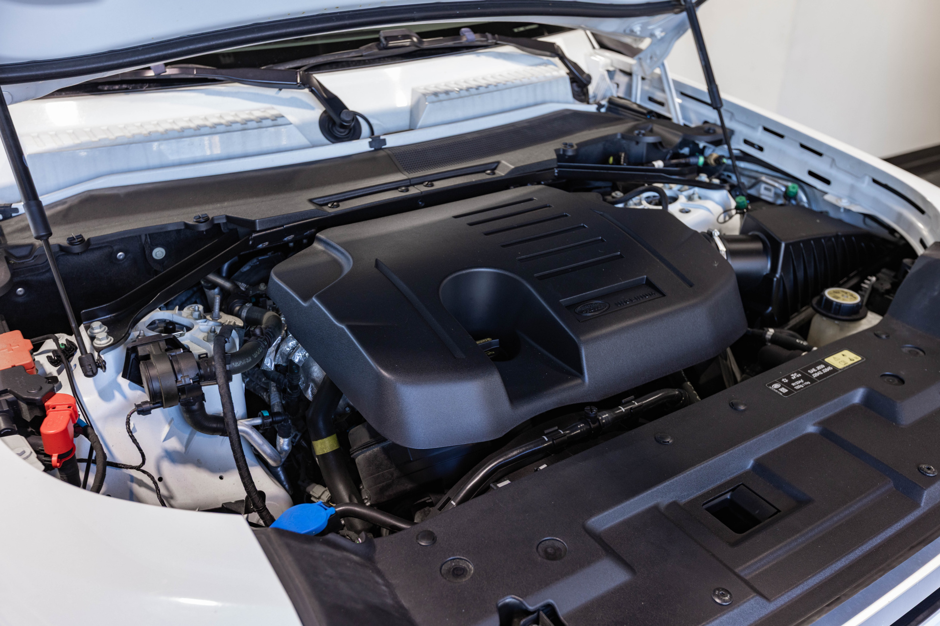 2022 LAND ROVER DEFENDER - Image 60