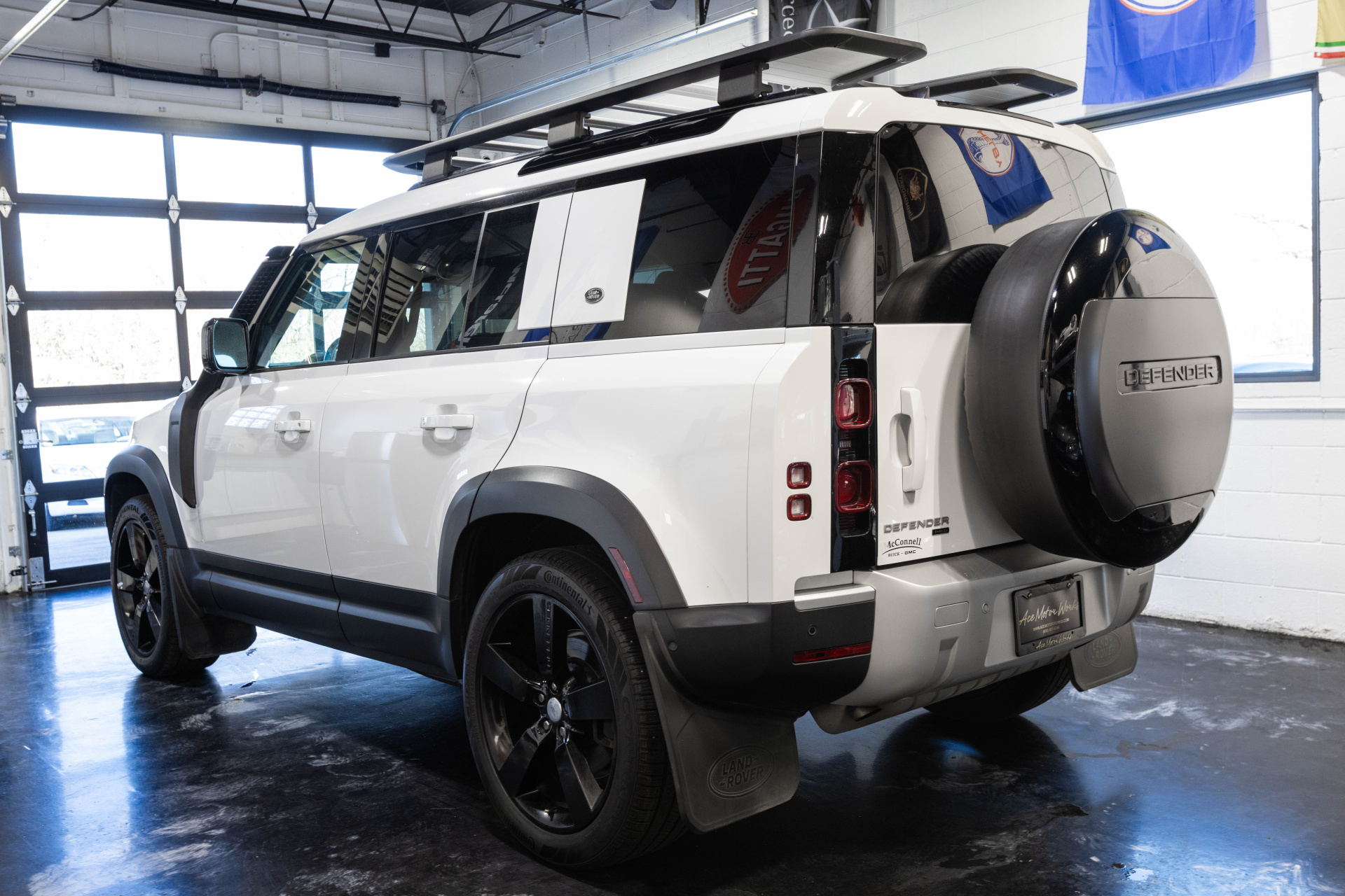 2022 LAND ROVER DEFENDER - Image 9