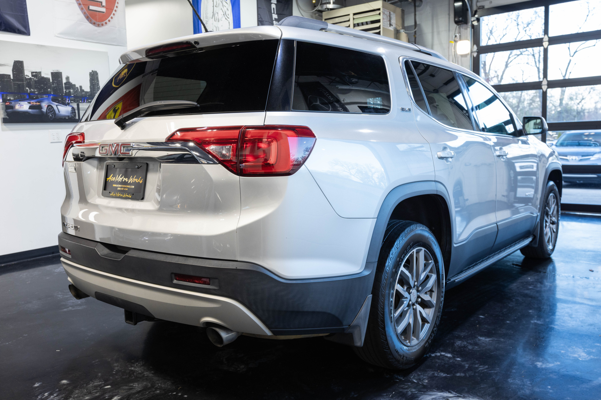 2017 GMC ACADIA - Image 12