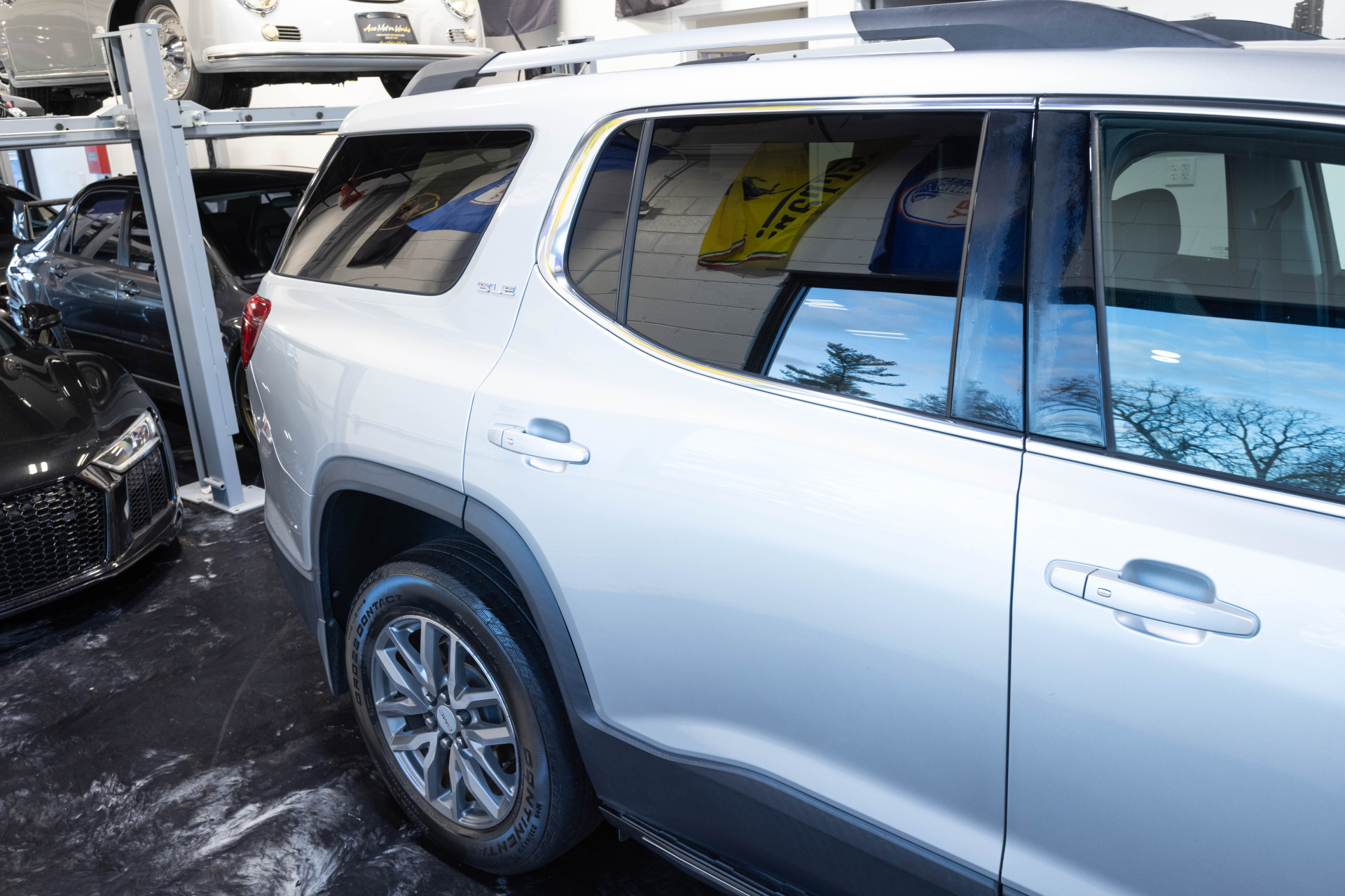 2017 GMC ACADIA - Image 13