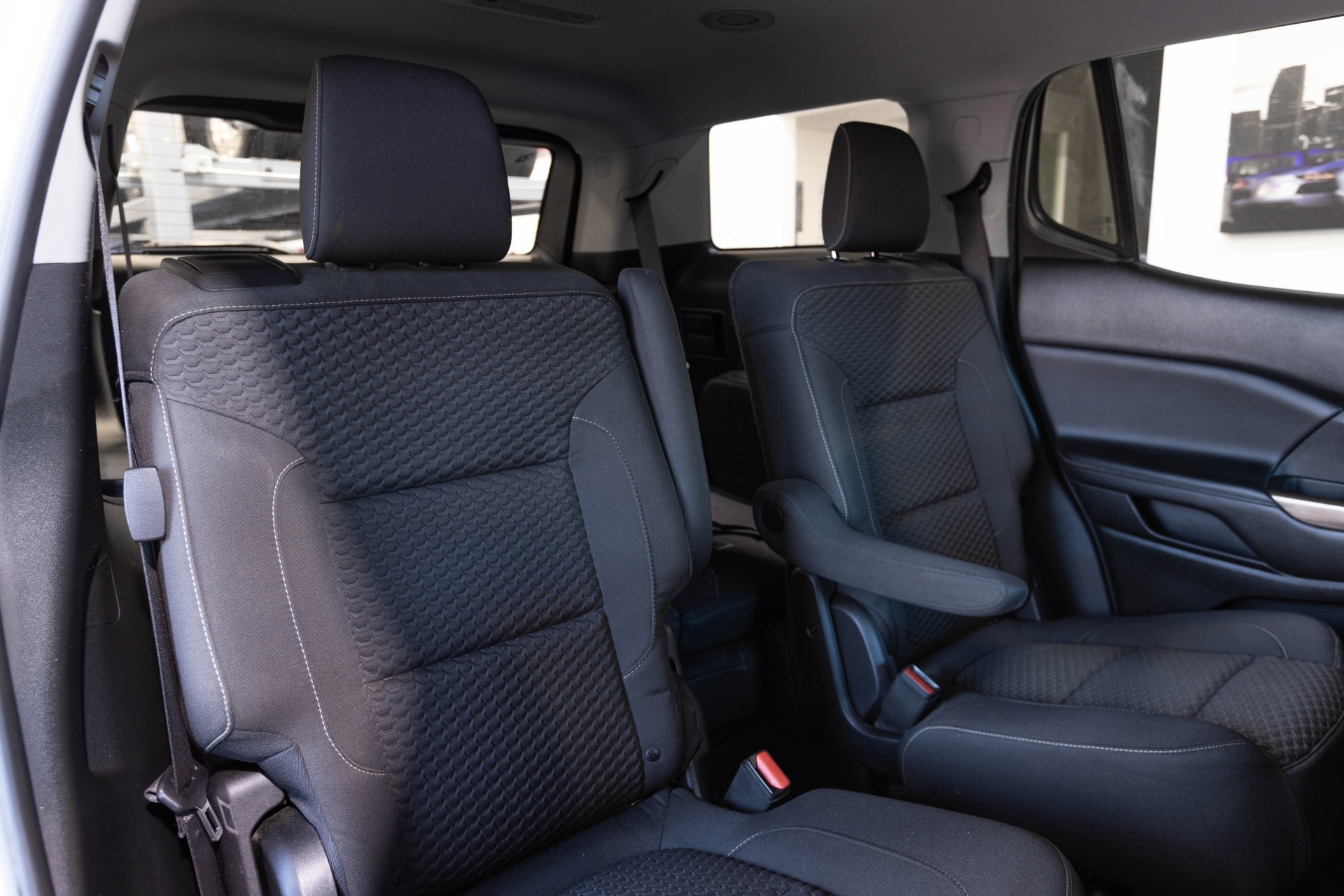 2017 GMC ACADIA - Image 38