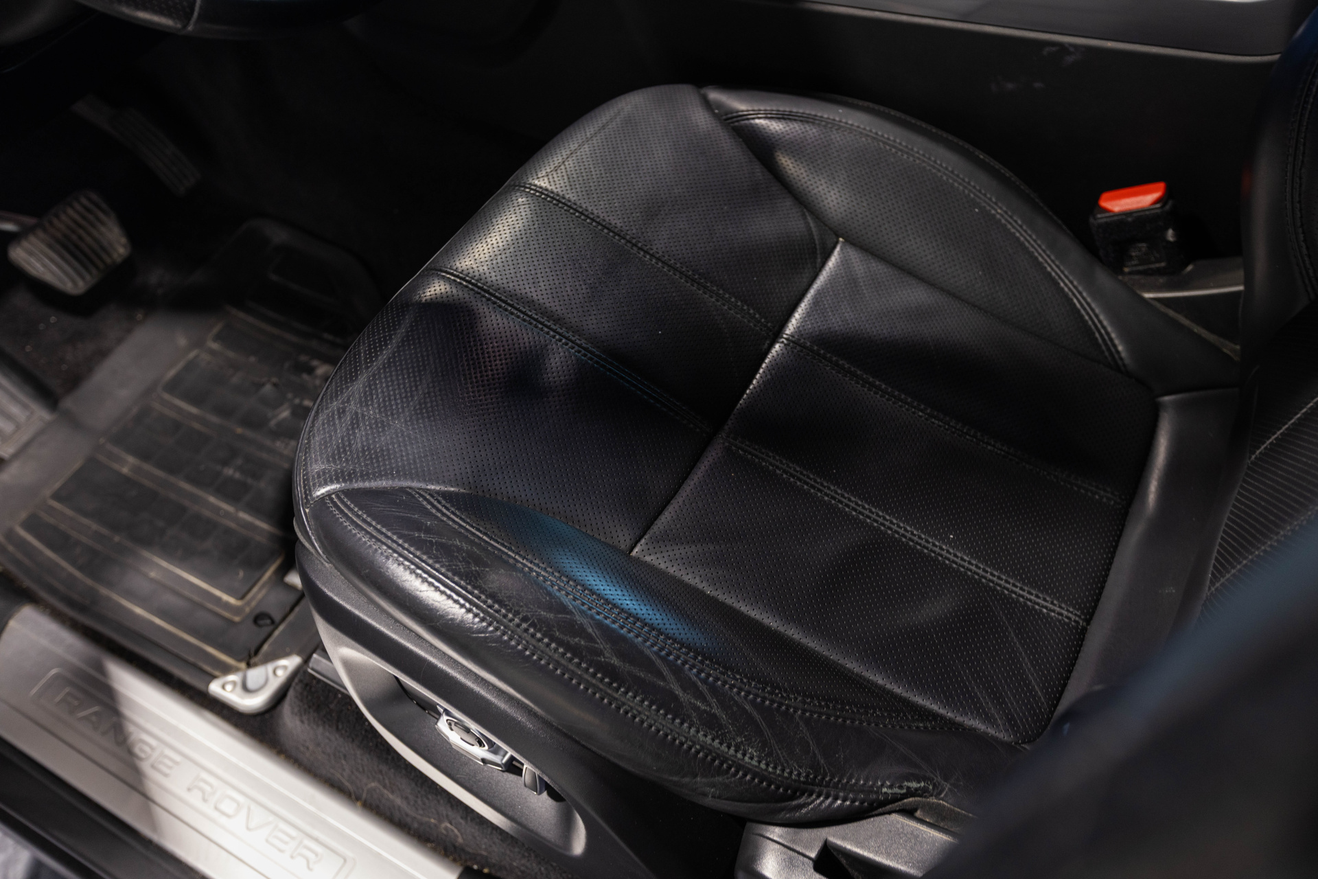 2017 LAND ROVER RANGE ROVER SPORT - Image 24