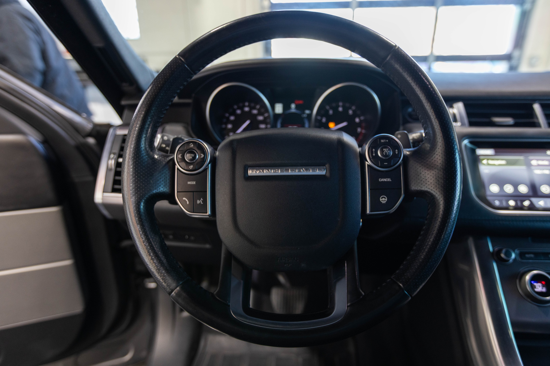 2017 LAND ROVER RANGE ROVER SPORT - Image 31