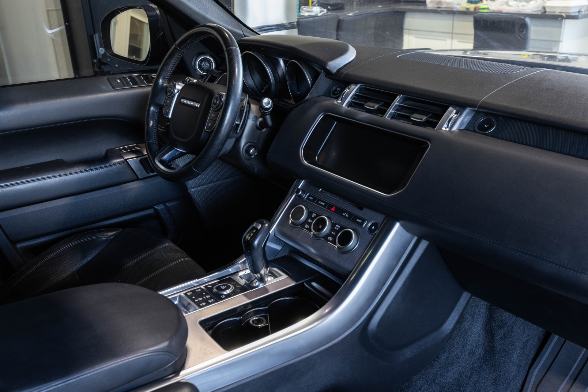 2017 LAND ROVER RANGE ROVER SPORT - Image 32