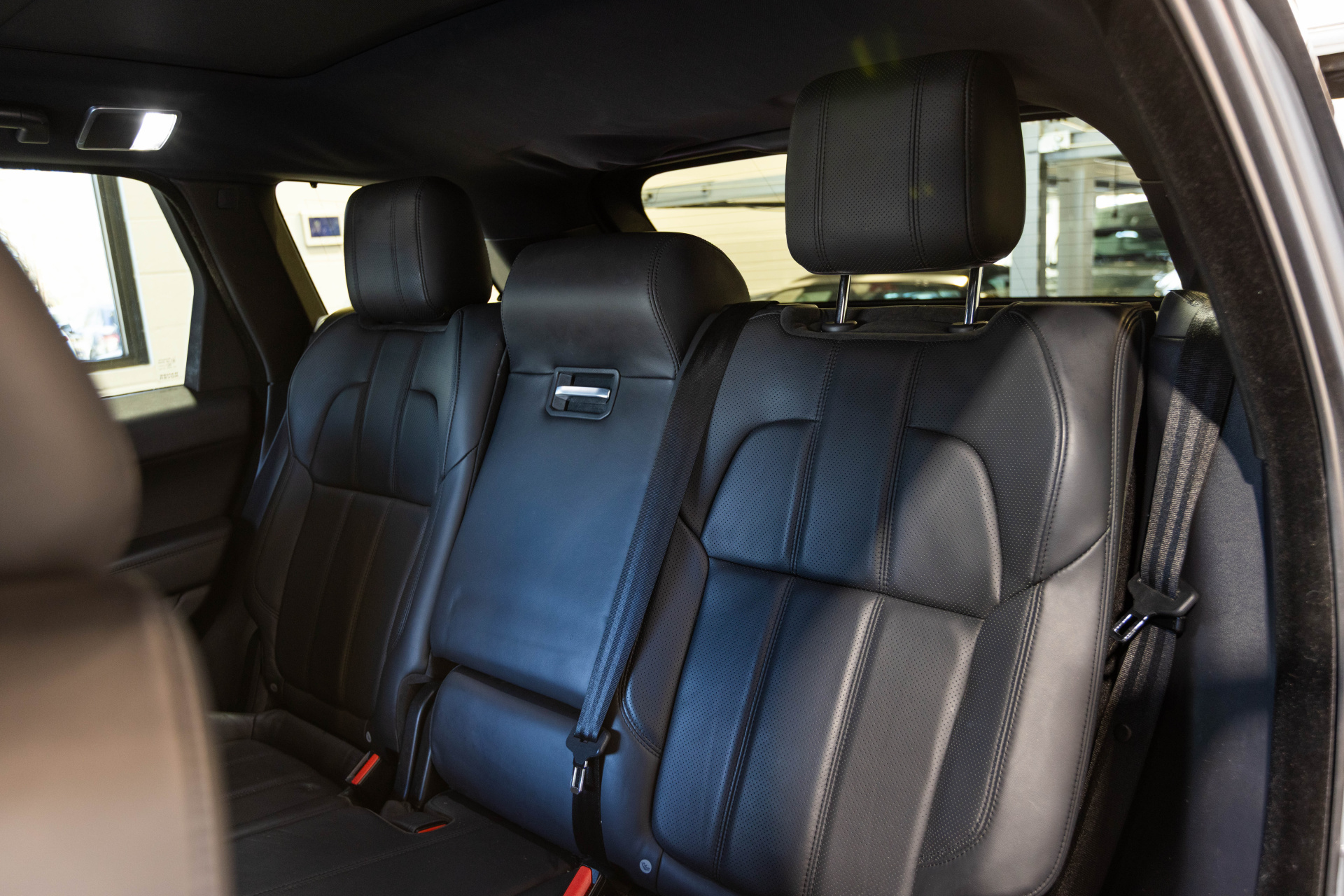 2017 LAND ROVER RANGE ROVER SPORT - Image 40