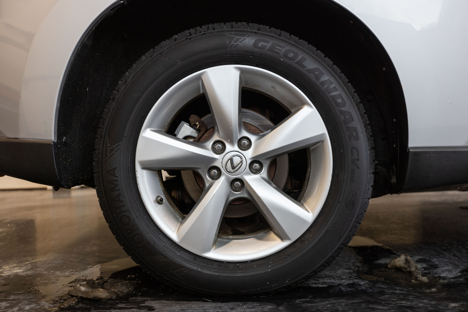 2010 LEXUS RX - Image 16