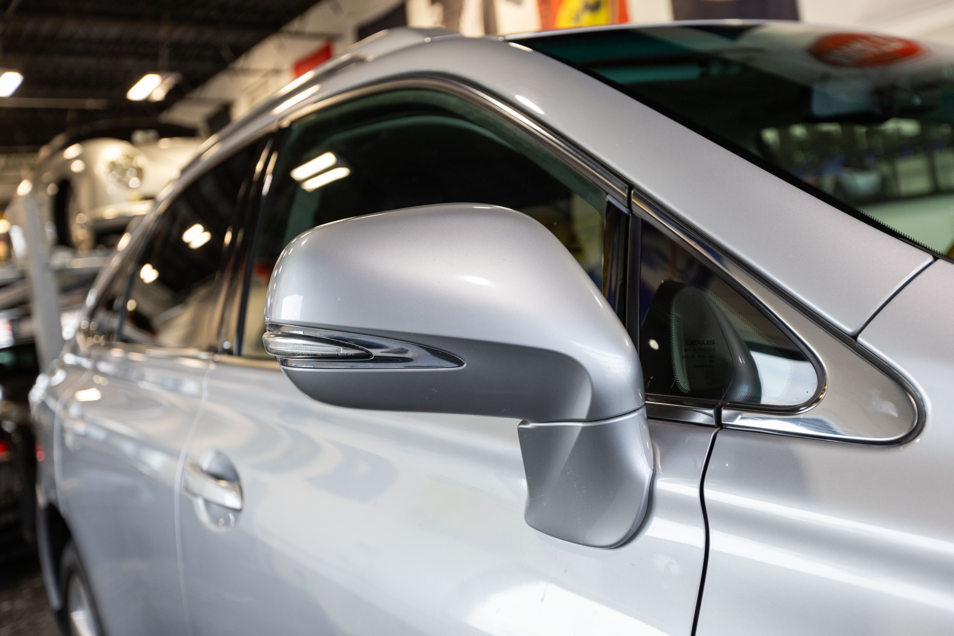 2010 LEXUS RX - Image 19