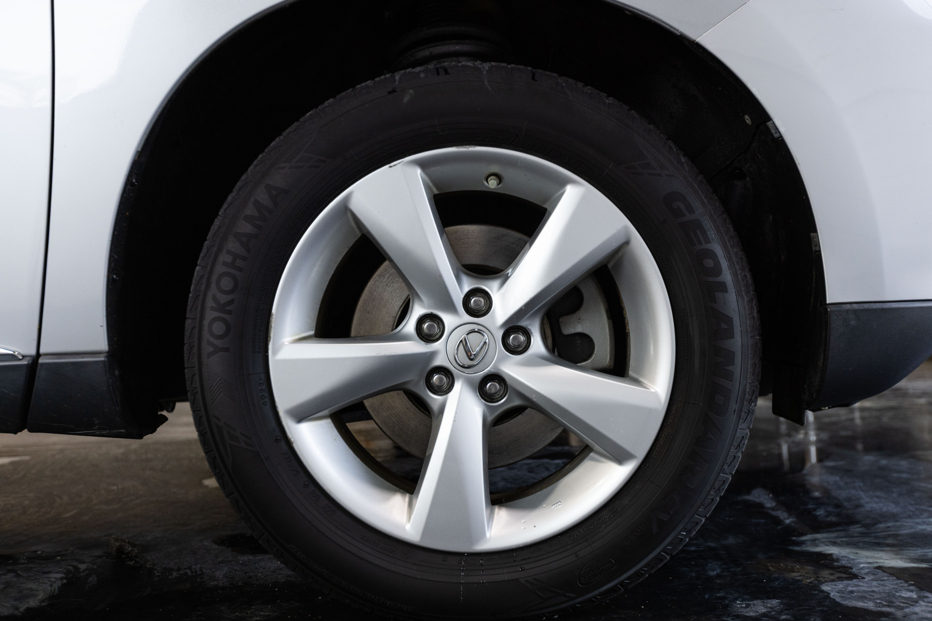 2010 LEXUS RX - Image 20