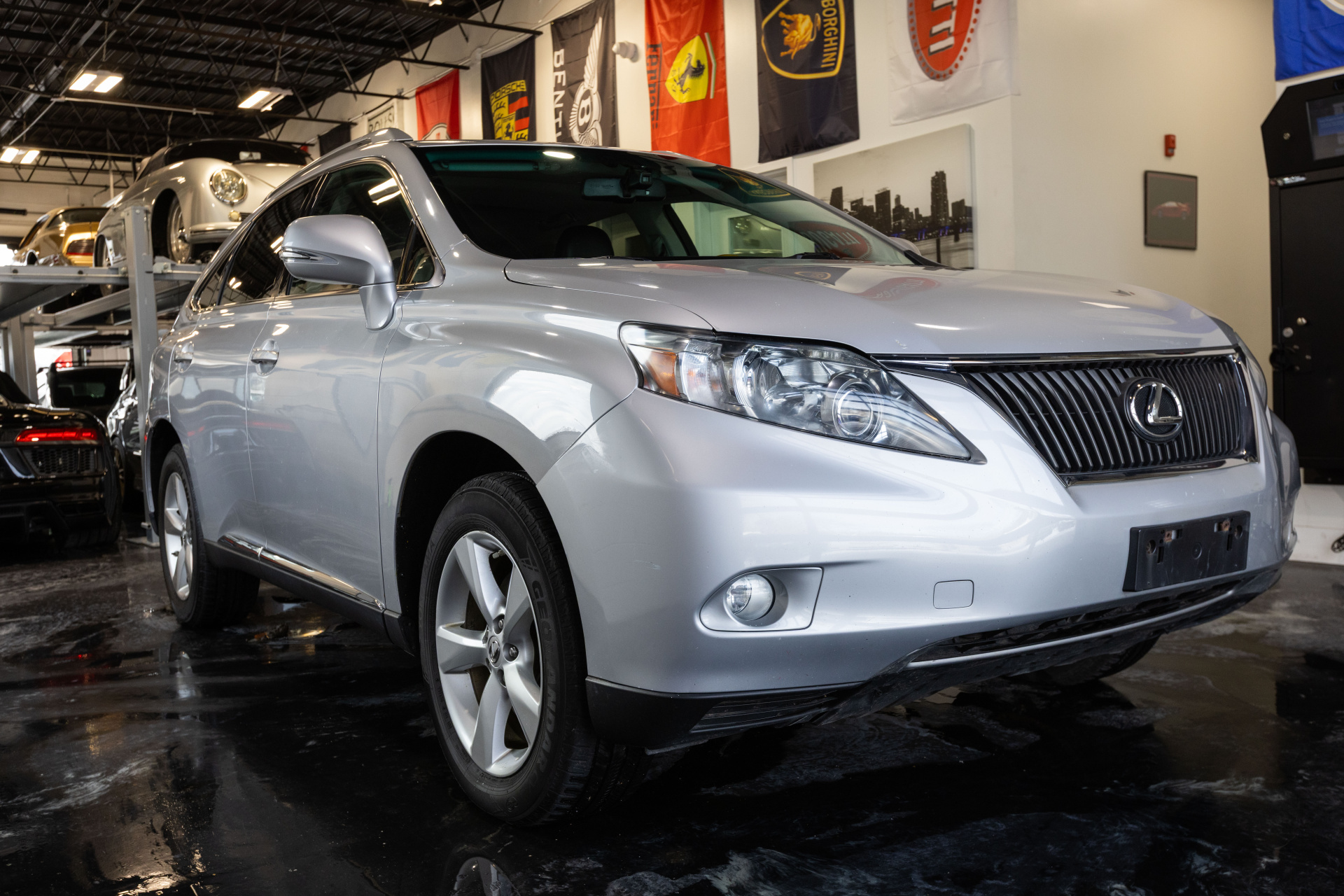2010 LEXUS RX - Image 21