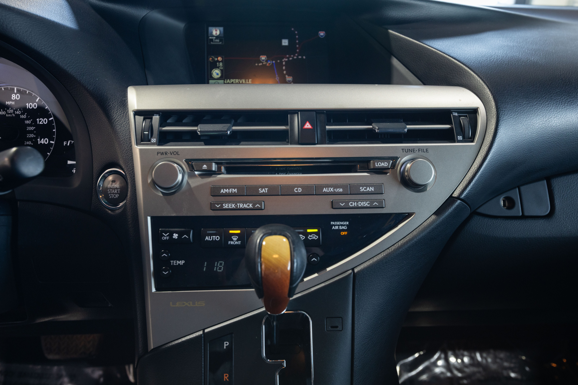 2010 LEXUS RX - Image 33