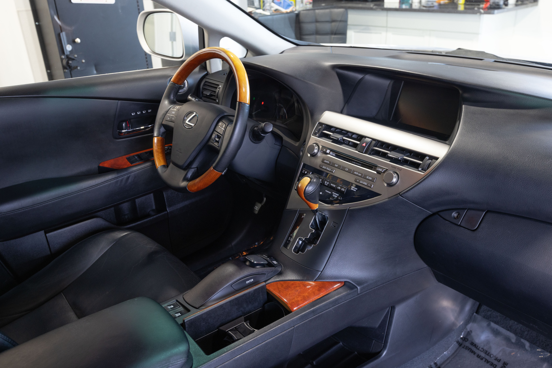 2010 LEXUS RX - Image 39