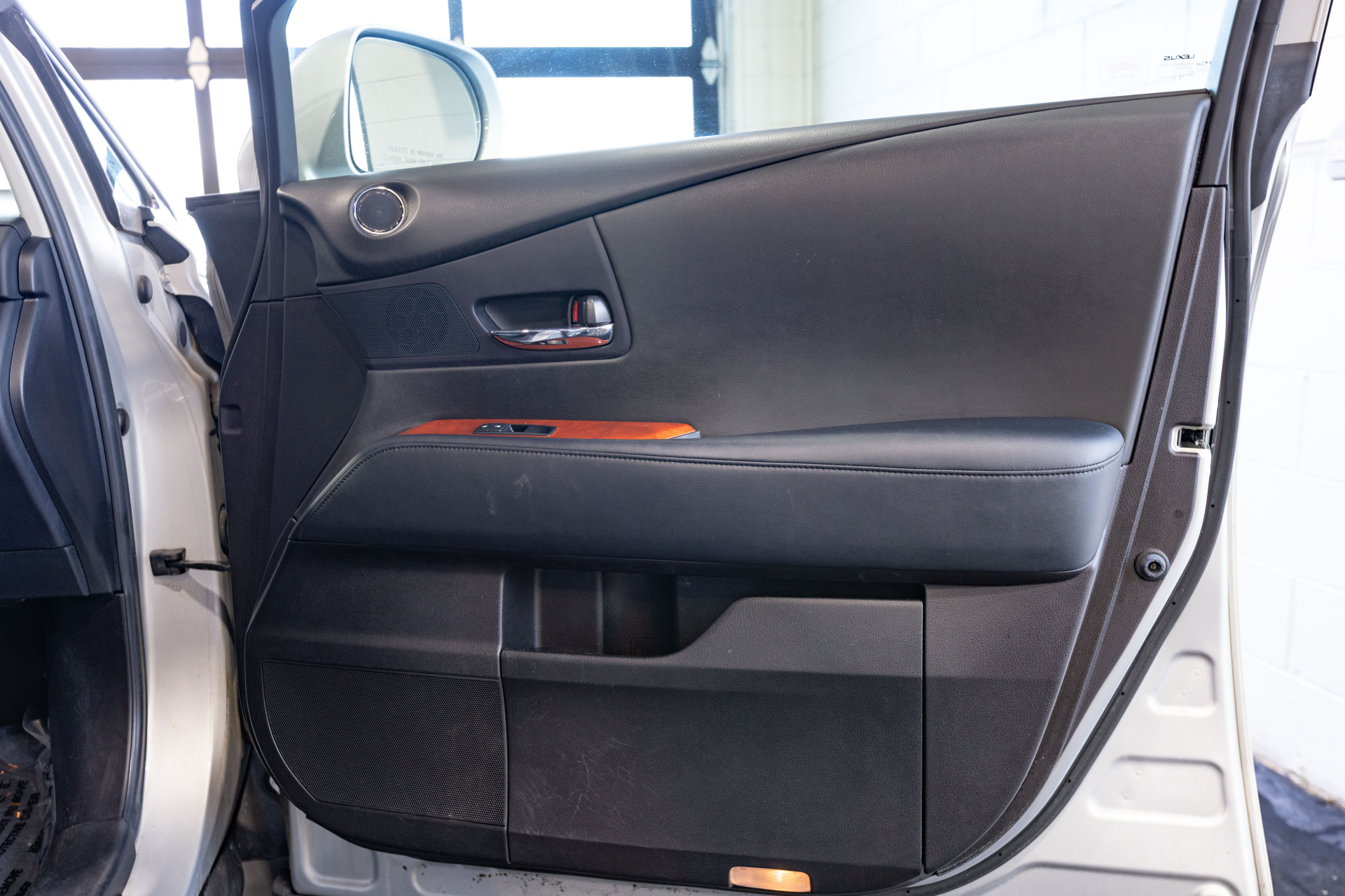 2010 LEXUS RX - Image 42