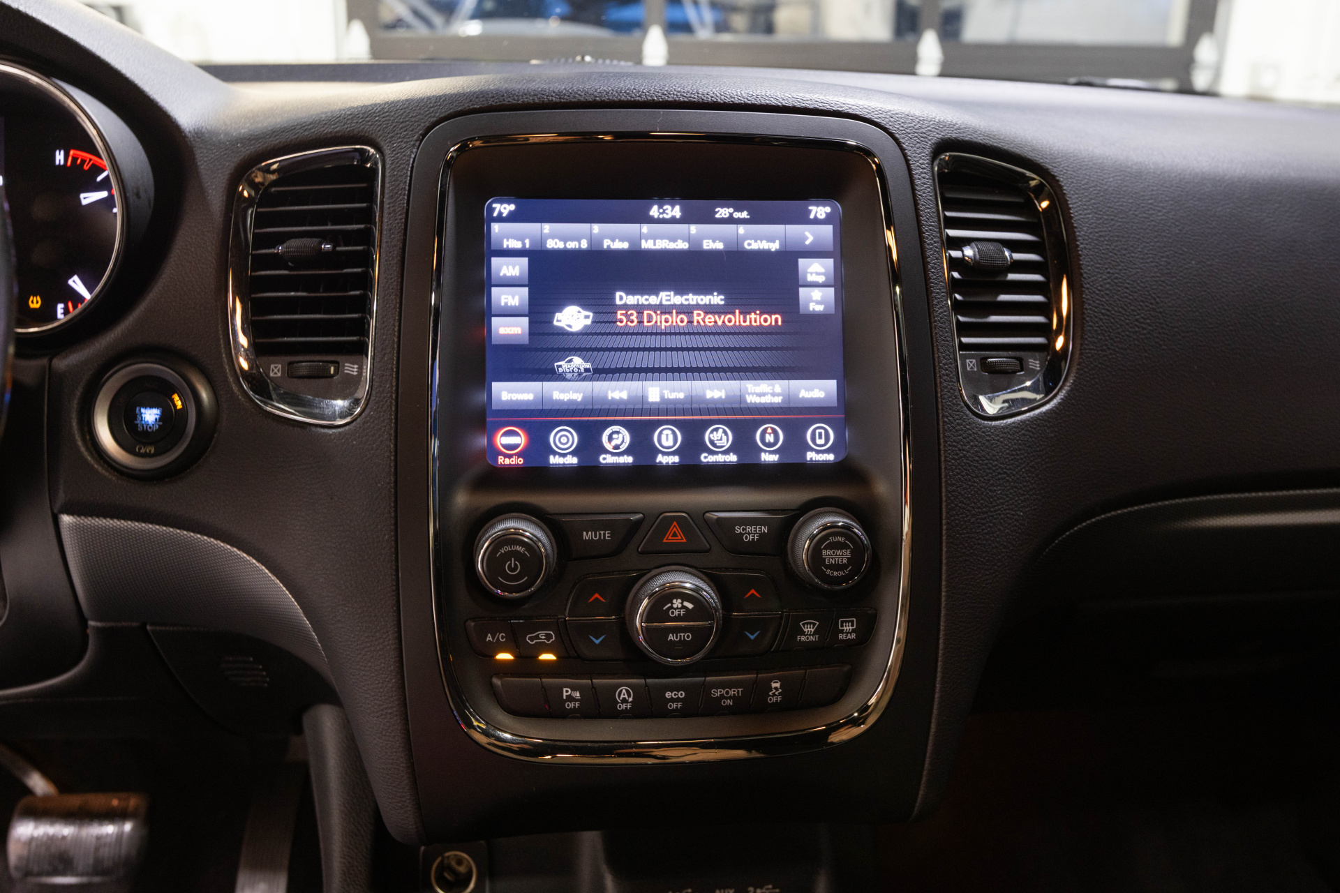 2018 DODGE DURANGO - Image 32