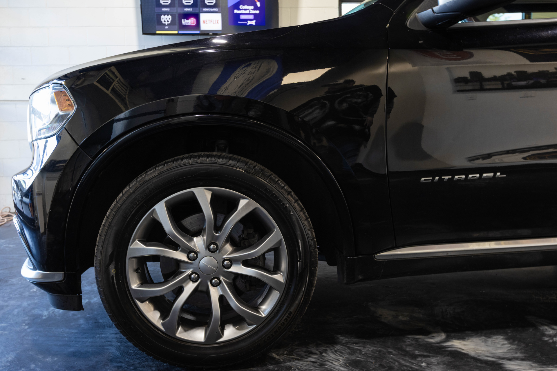 2017 DODGE DURANGO - Image 4