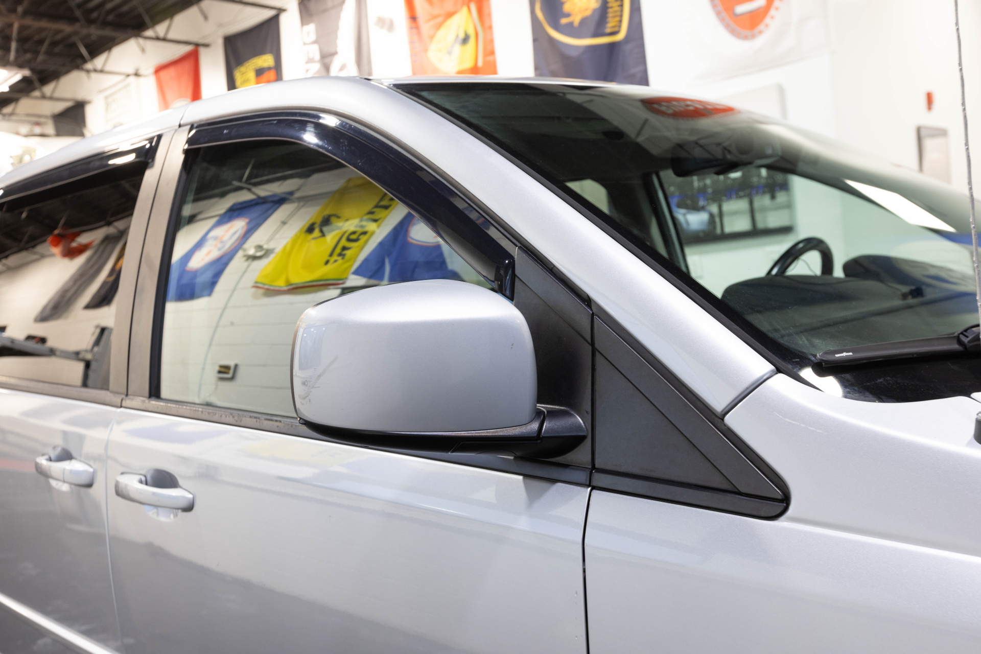 2011 DODGE GRAND CARAVAN - Image 15