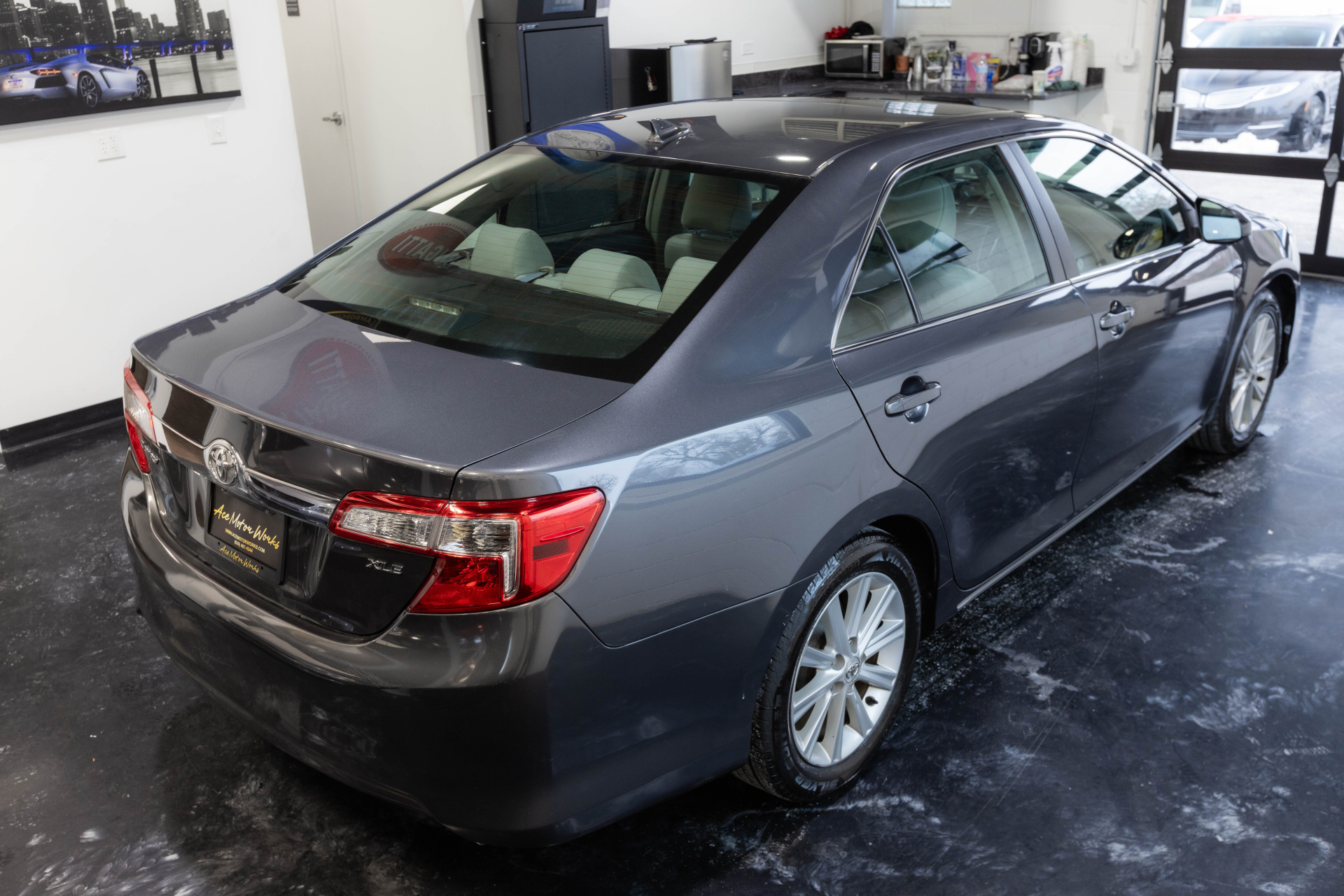 2012 TOYOTA CAMRY - Image 13