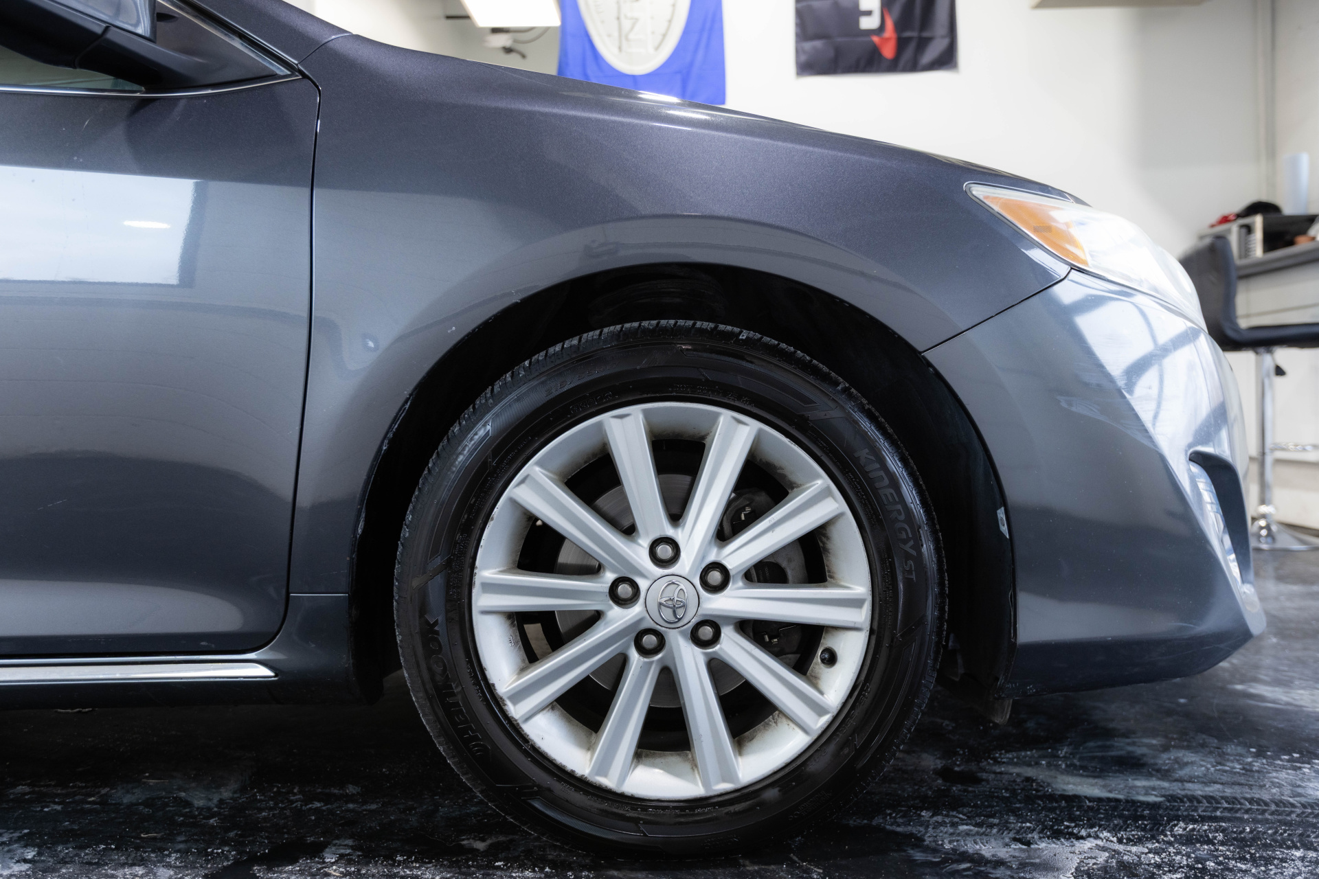 2012 TOYOTA CAMRY - Image 20