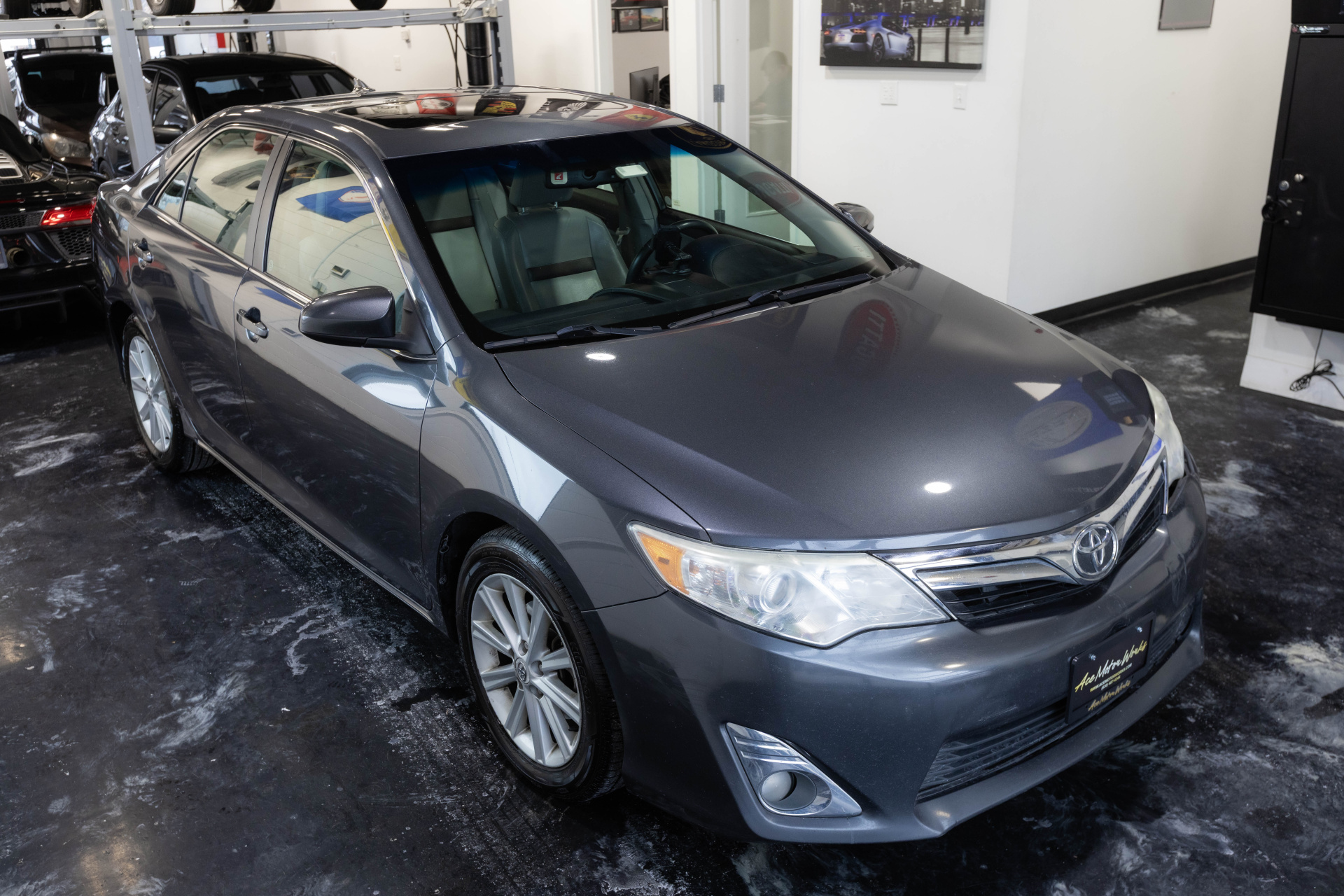 2012 TOYOTA CAMRY - Image 23