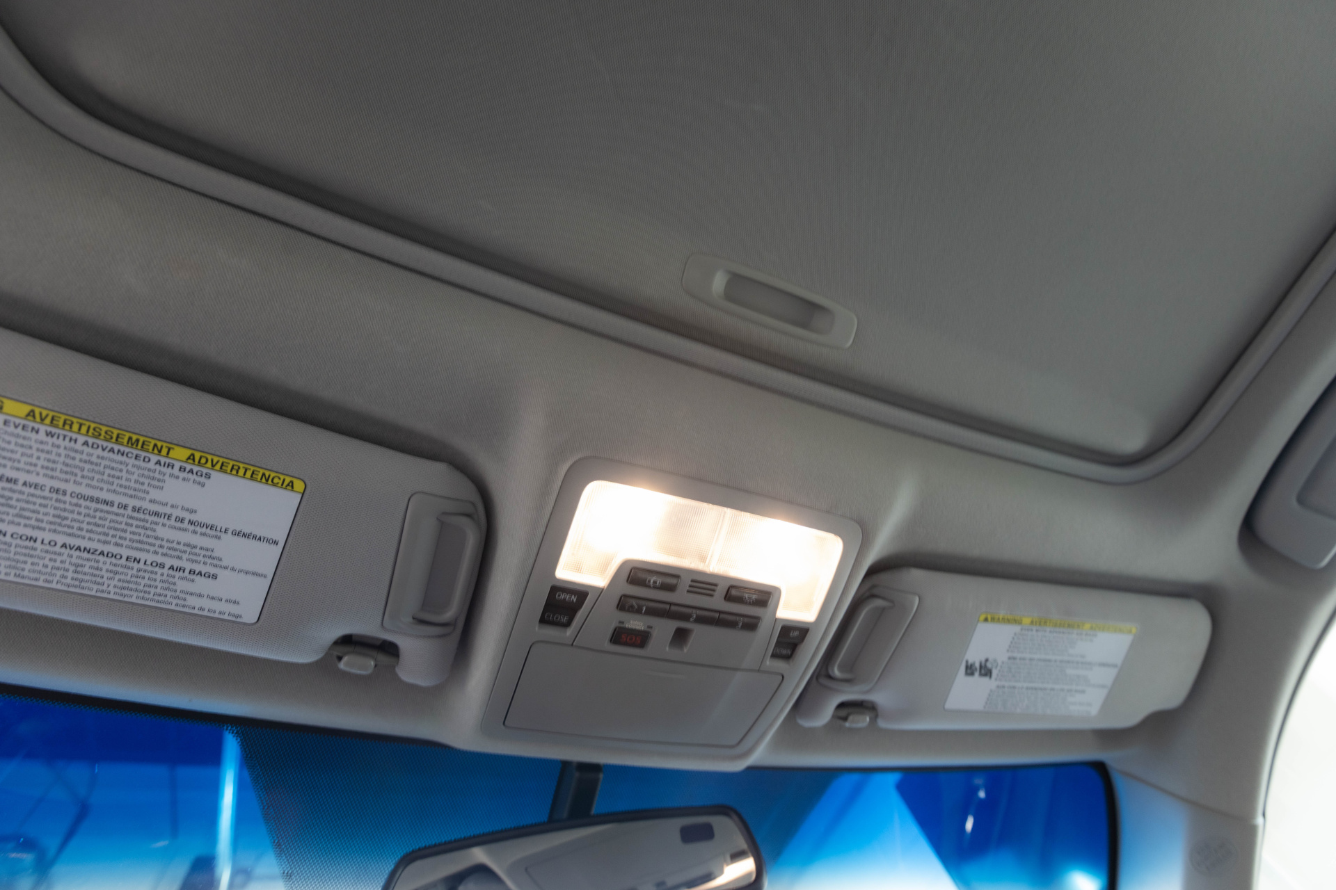 2012 TOYOTA CAMRY - Image 37