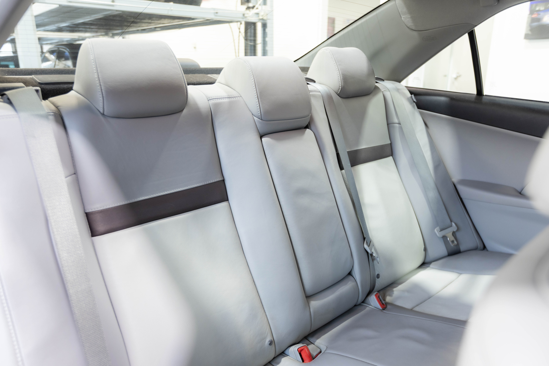 2012 TOYOTA CAMRY - Image 42