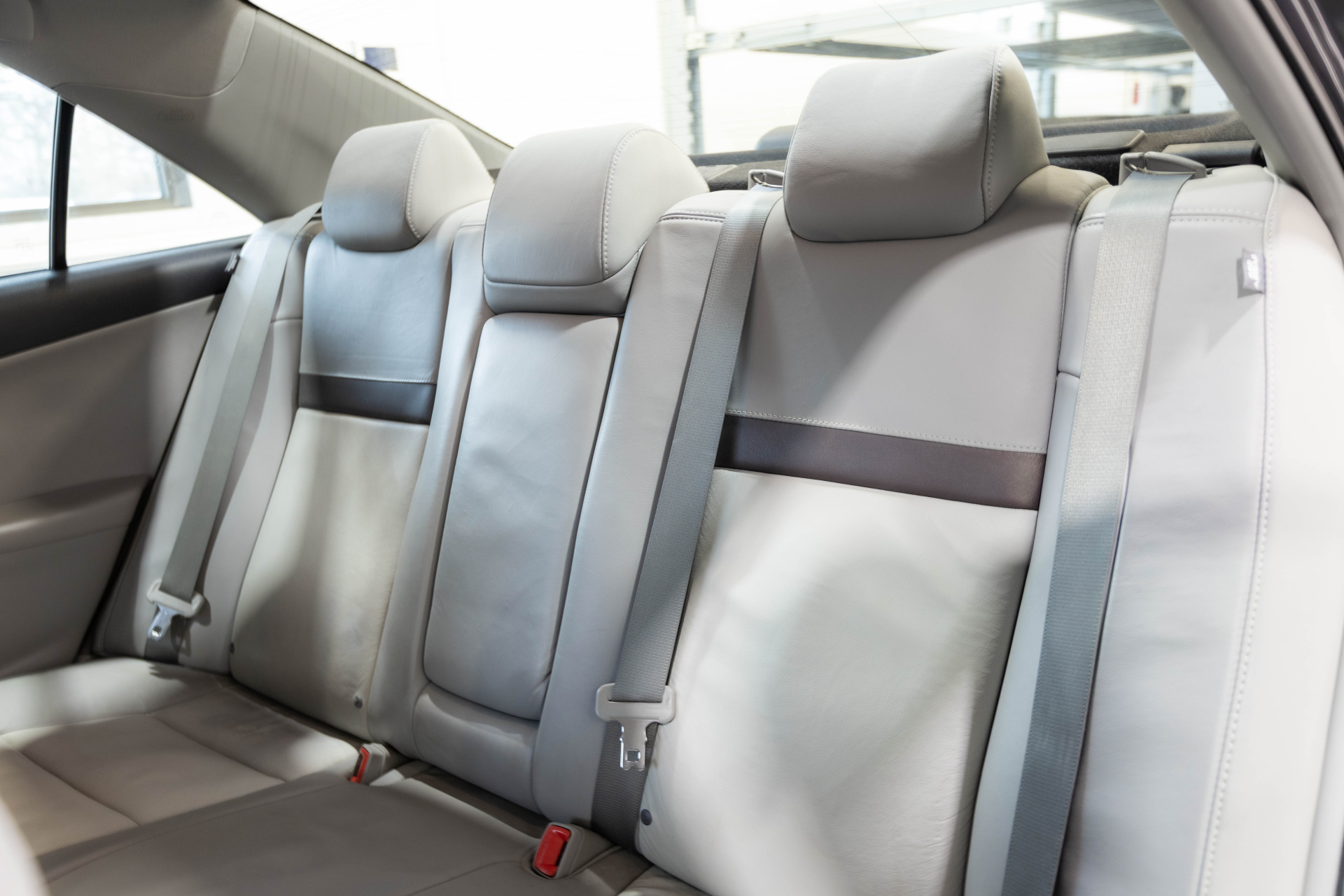 2012 TOYOTA CAMRY - Image 45