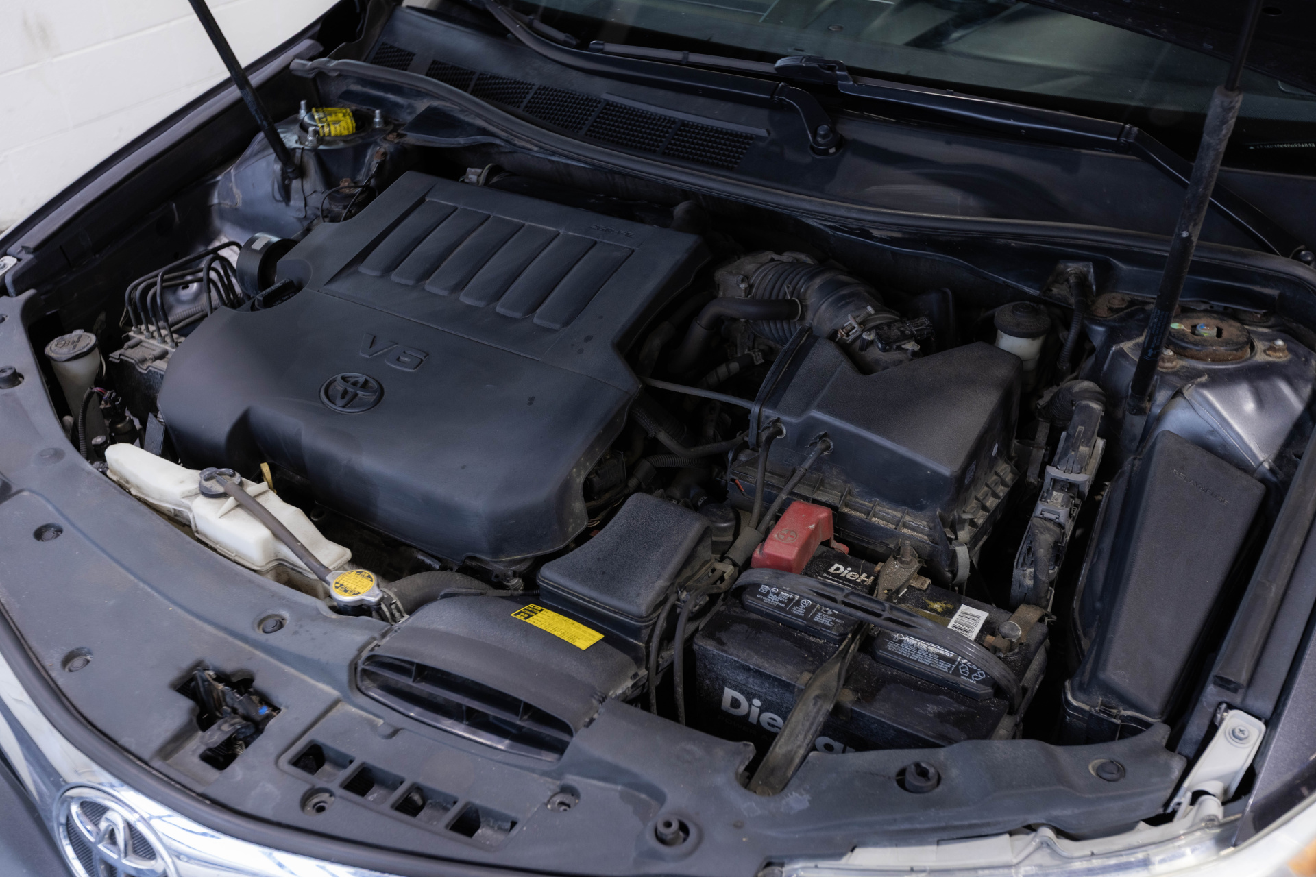 2012 TOYOTA CAMRY - Image 50