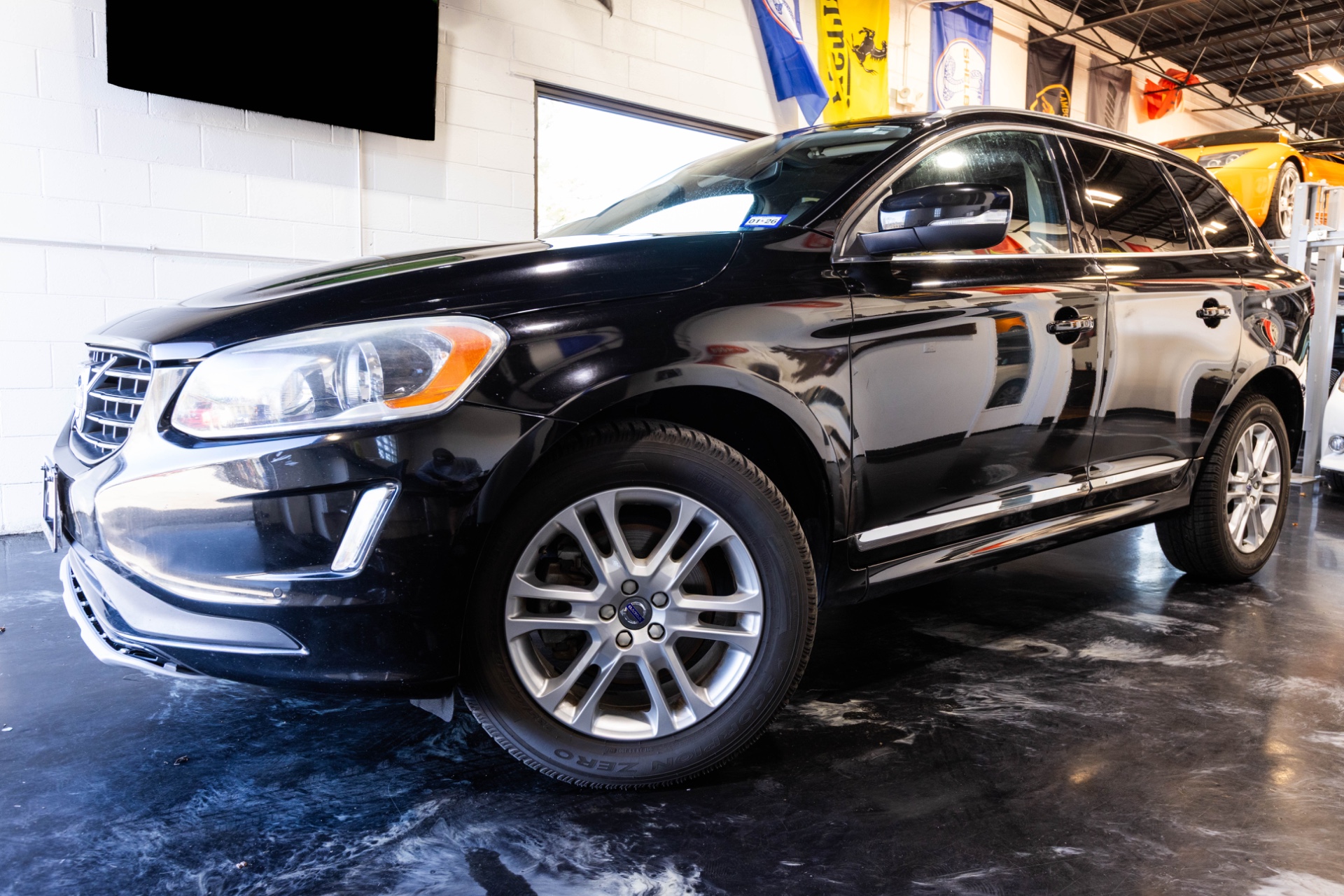 2016 Volvo XC60 T5 Drive-E FWD Premier's photo