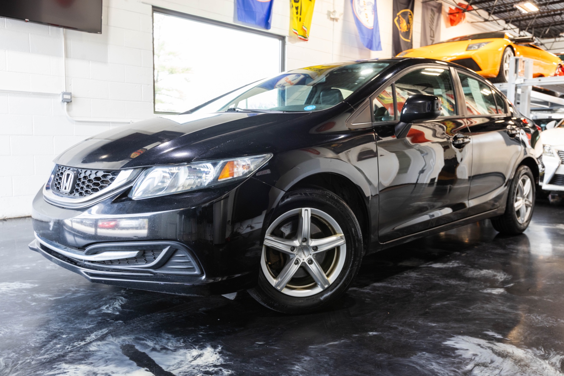 2013 Honda Civic LX Auto's photo