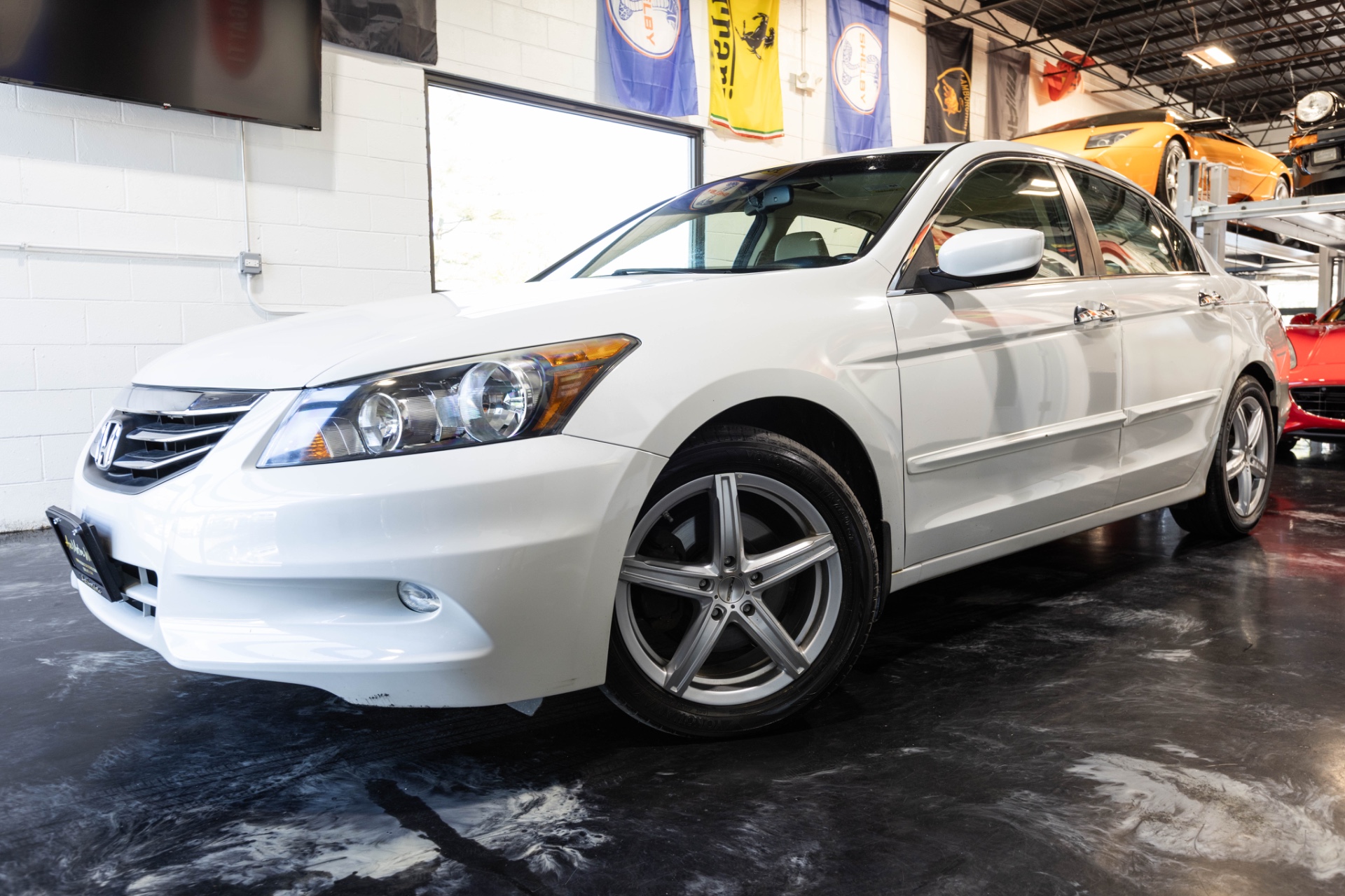 2012 Honda Accord EX-L V6 Auto w/Navi's photo