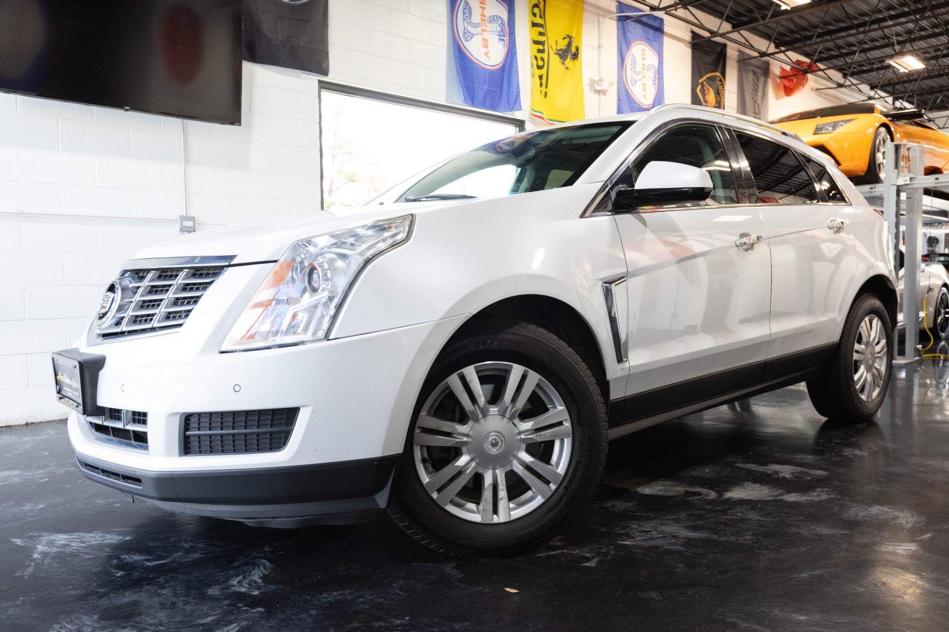 2013 Cadillac SRX FWD Luxury Collection's photo