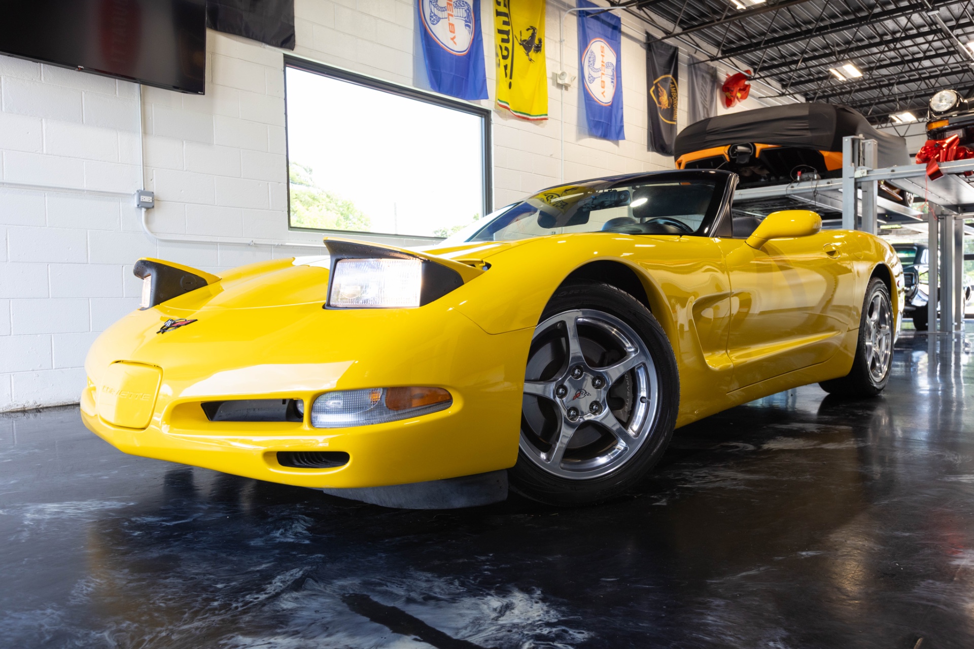 2000 Chevrolet Corvette Convertible's photo
